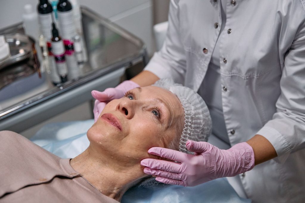 Consultation dermatologique pour une excroissance de peau